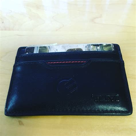 how to tell if a wallet has rfid protection|is my wallet rfid protected.